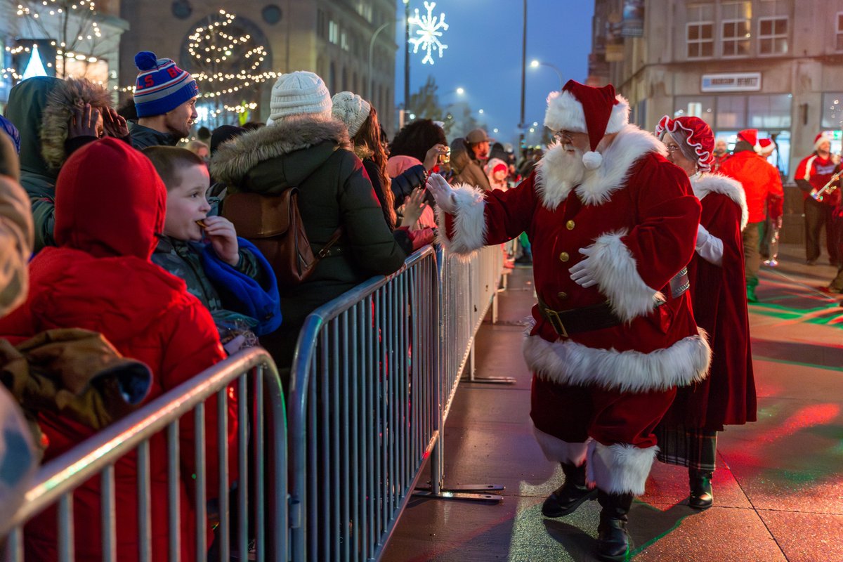 CityRochesterNY's tweet photo. It’s nearly time to kick off the holiday season with magic and memories! Join us tomorrow at 5 p.m. for the Lighting of the Liberty Pole and Parade to ROC Holiday Village.

Learn more: https://t.co/MBeWetlC0V https://t.co/FyNKNtpupk