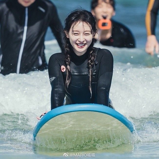jiwoniisofa's tweet photo. 💛심쿵 series - Part 11 🤎
~𝑇ℎ𝑒 𝑚𝑜𝑚𝑒𝑛𝑡𝑠 𝑠ℎ𝑒 𝑚𝑎𝑑𝑒 𝑚𝑦 ℎ𝑒𝑎𝑟𝑡 𝑠𝑘𝑖𝑝 𝑎 𝑏𝑒𝑎𝑡~
【Lovestruck in the city - 2020】
#kimjiwon #geewonii #김지원 #심쿵 #series #beemyonly #beemyone https://t.co/jSz0X6oSTK