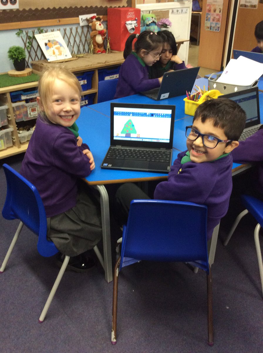 StLukesYear1H's tweet photo. Busy making our Christmas pictures today using our laptop skills we have learnt all term! https://t.co/X8HPazTyJV