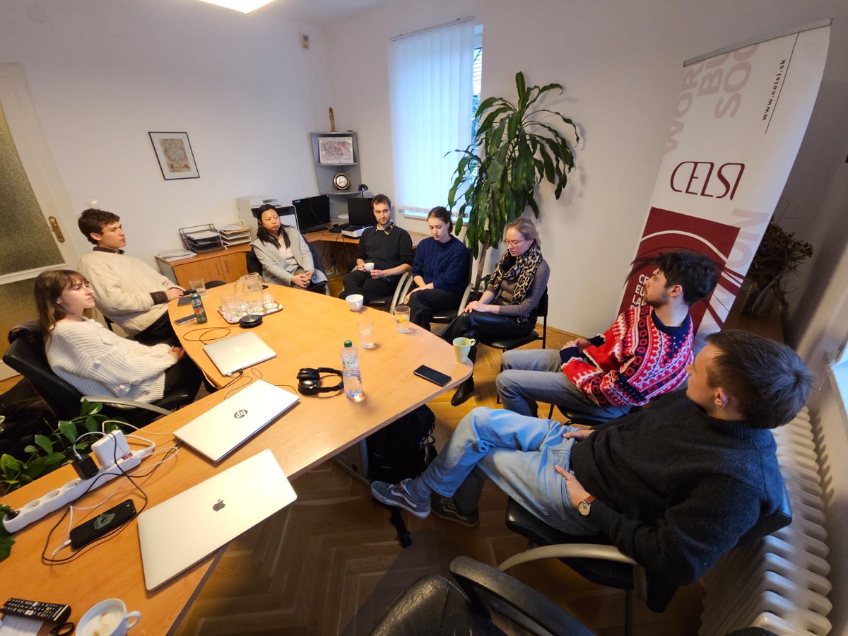 CELSI_Ba's tweet image. At the December&apos;s CELSI Frontiers Seminar, our new #DEEPLAB research project (Deep decarbonisation of high emission industries and labour market in Slovakia) was introduced by researchers Monika Martišková and Jakub Barszcz.

More at: celsi.sk/en/events/even…