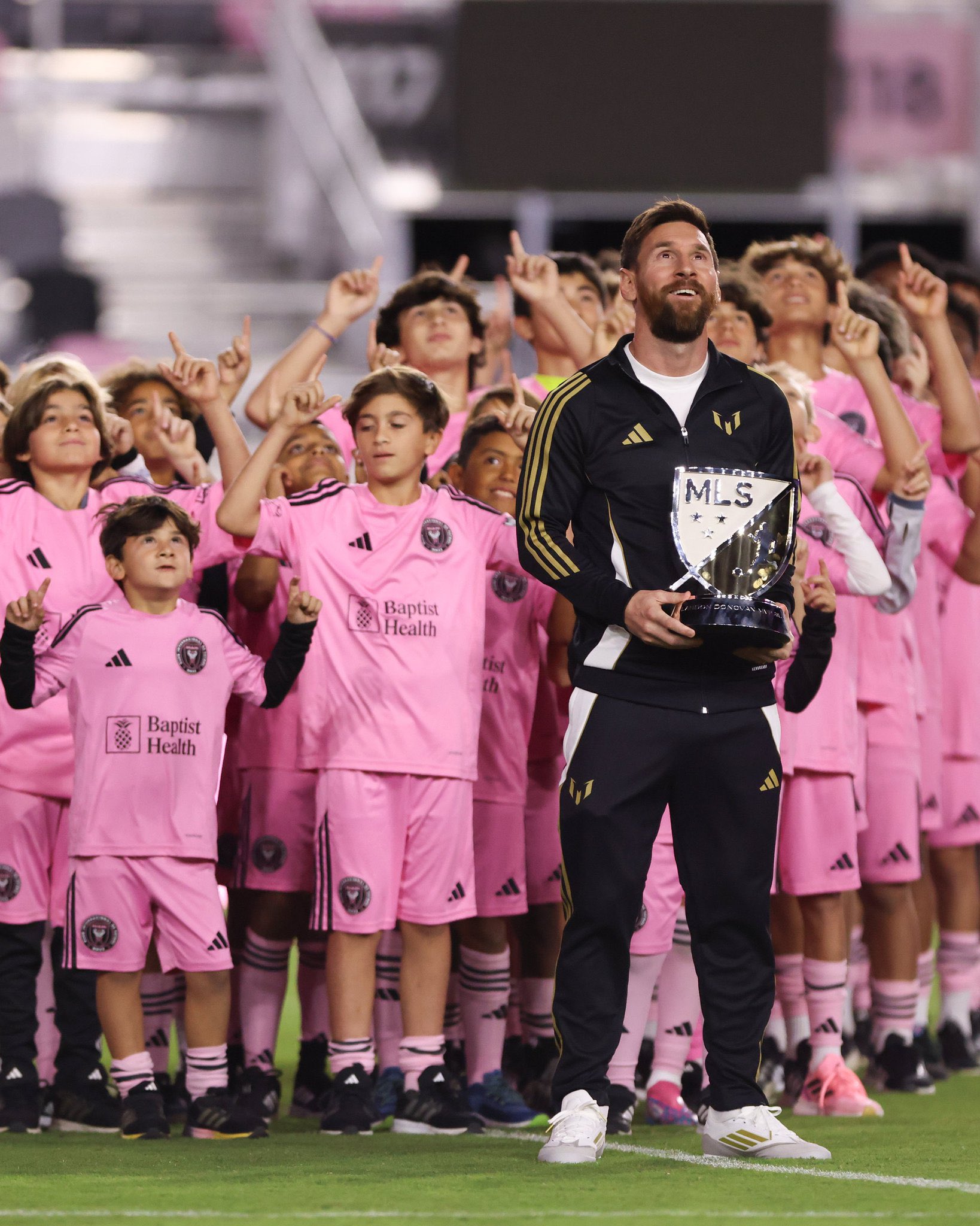 Lionel Messi wins MLS MVP Award - sportzpoint.com