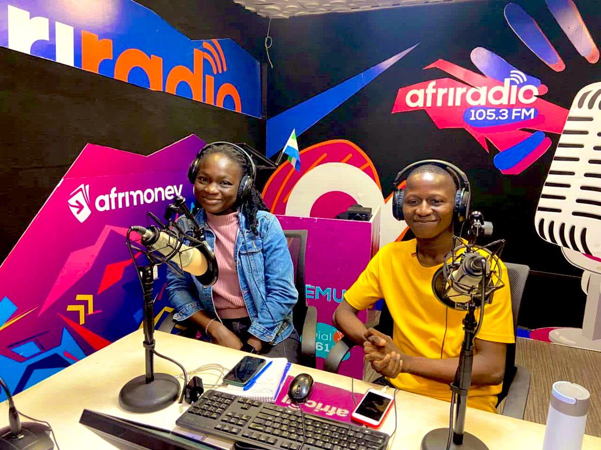 ChernorMomoh01's tweet image. This week, we discussed on the role of youths in the fight against #GenderBasedViolence &amp;amp; the  sixteen days of #activism. We hosted Alimatu Maliaka Jalloh the Founder of Break the Silence Org. and Fudia Dumbuya from Youth Dream Center. #SaloneX #RadioShow #talkshow #Afriradio