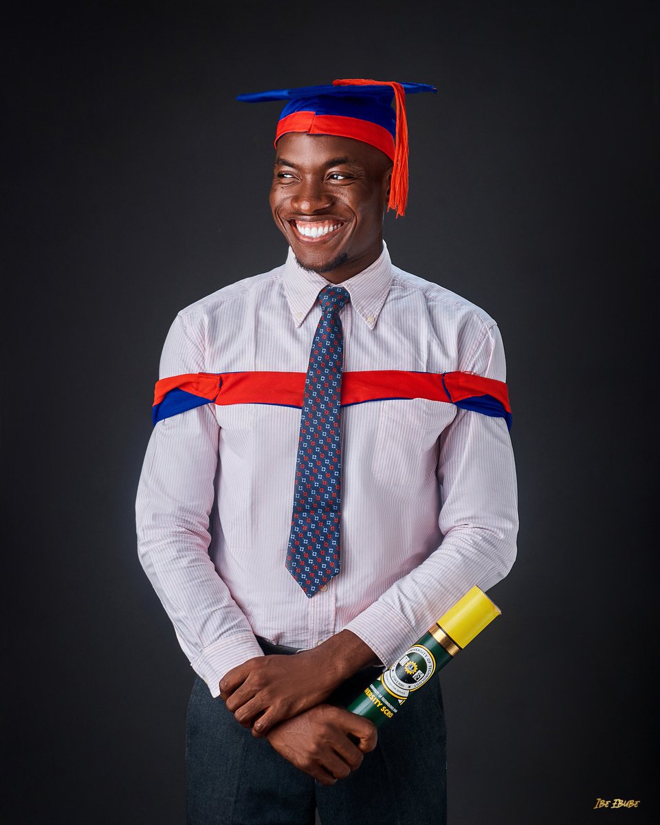 It was a hell of a ride but thus far God brought me

B.sc in Dental Technology

Second class Honors Upper Division In Dental Technology 

Best graduating Male student Dental Technology class of '23. 

Futo you do this one🤝🏾.