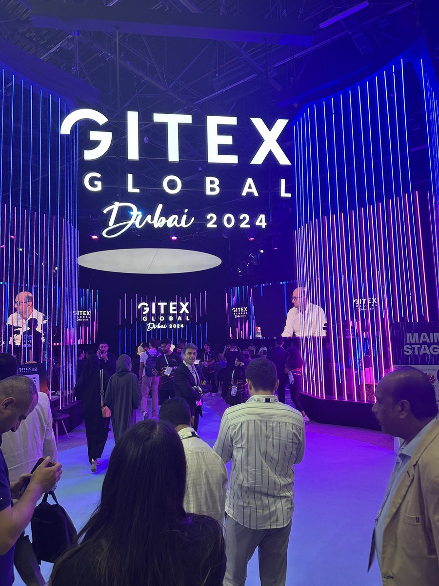 RheaJain0110's tweet photo. Wrapped up an incredible 40+ days in Dubai, working on Ignyte—an initiative by the Govt. of Dubai! 🌍 

Huge thanks to #MagureInc and everyone involved for making this journey unforgettable. 

Here’s to even more innovation ahead! 🚀🙌

#Ignyte #GITEX 
#GovtOfDubai 
#Innovation https://t.co/Xj7XgFVj7a