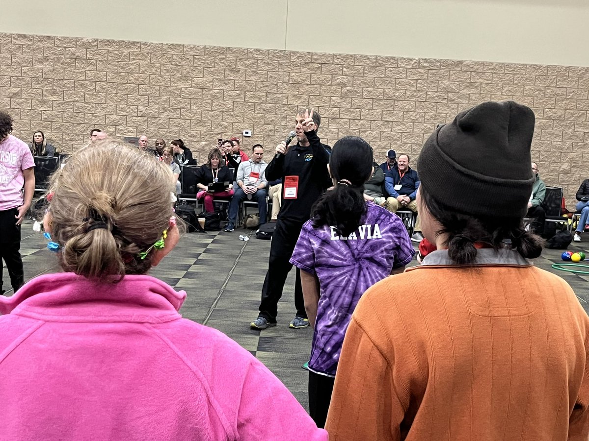 “Marky Mark and the Funky Bunch” at #IAHPERD24 with <a href="/HouselPhysEd/">Mark Housel</a> <a href="/WellnessClass/">Matthew Bristol</a> and <a href="/STEAMWellness/">Jordan Manley (he/him)</a>