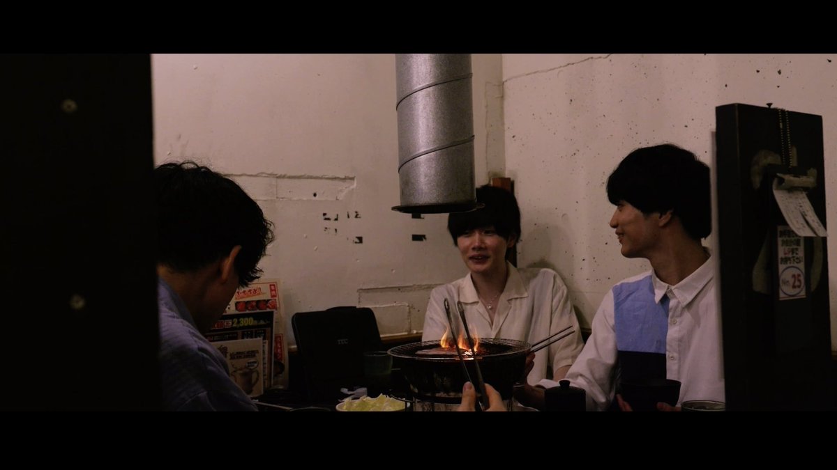 遅くまでお付き合い頂きありがとうございました。
僕達の7年間の軌跡どうでしたか？

今日この景色を観たかったから僕はバンドを続けてるんだと思います。

何回も辞めてやるんだと思ったし
その度にやっぱりバンドが楽しいと思えているのは
彼らとファンのおかげです
俺達まだまだ頑張るよ
頑張ろうな