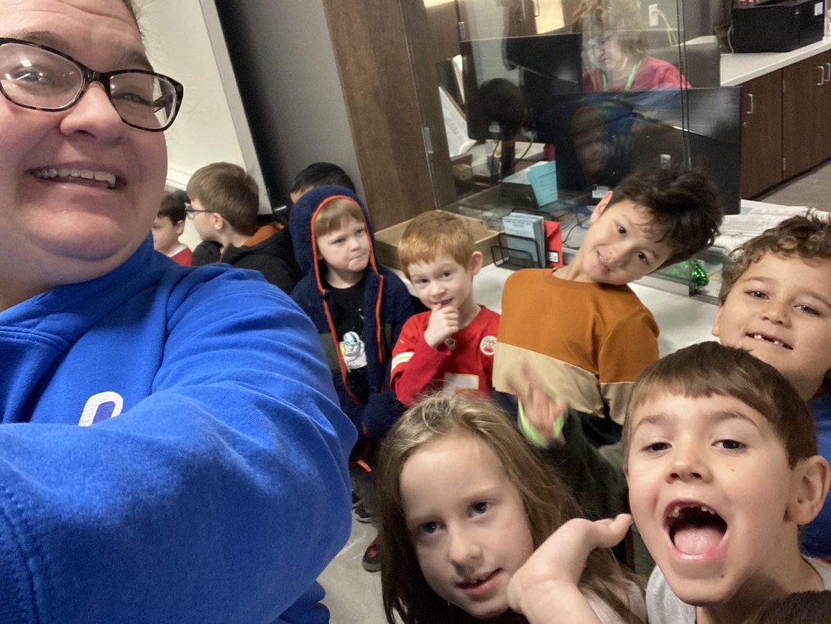 Friday school song selfie.  #MHPatriot