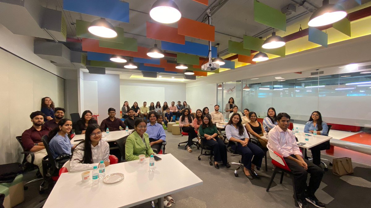 SCoReInd's tweet photo. This visit was a remarkable learning opportunity, offering our students exposure to the world of PR and it’s endless possibilities

#PRSchool https://t.co/MmFkdx8X4G