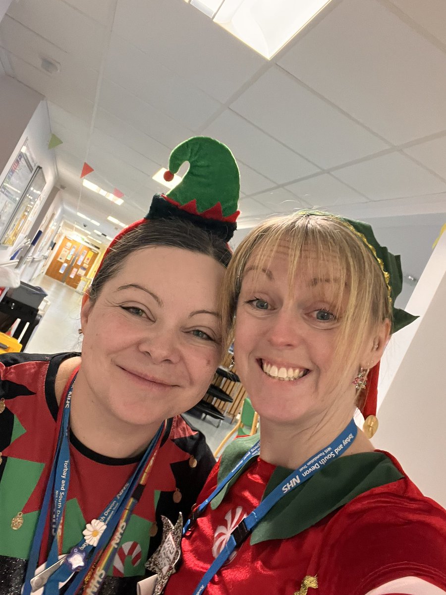 Amy Davey tweet media