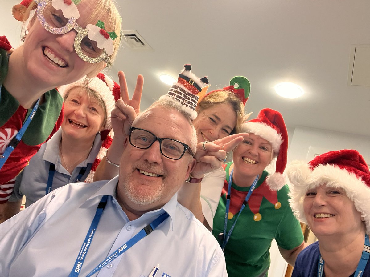 Amy Davey tweet media