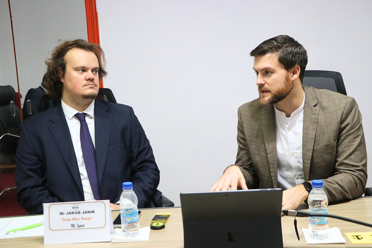cicntig's tweet photo. Ce vendredi 6 décembre 2024, le CNTIG a eu l’honneur de recevoir une délégation de TRL SPACE, un acteur clé de la république Tchèque 📷 dans le domaine des technologies de pointe et des solutions spatiales.
#CNTIG #TRLSPACE https://t.co/FghqdxrR0p