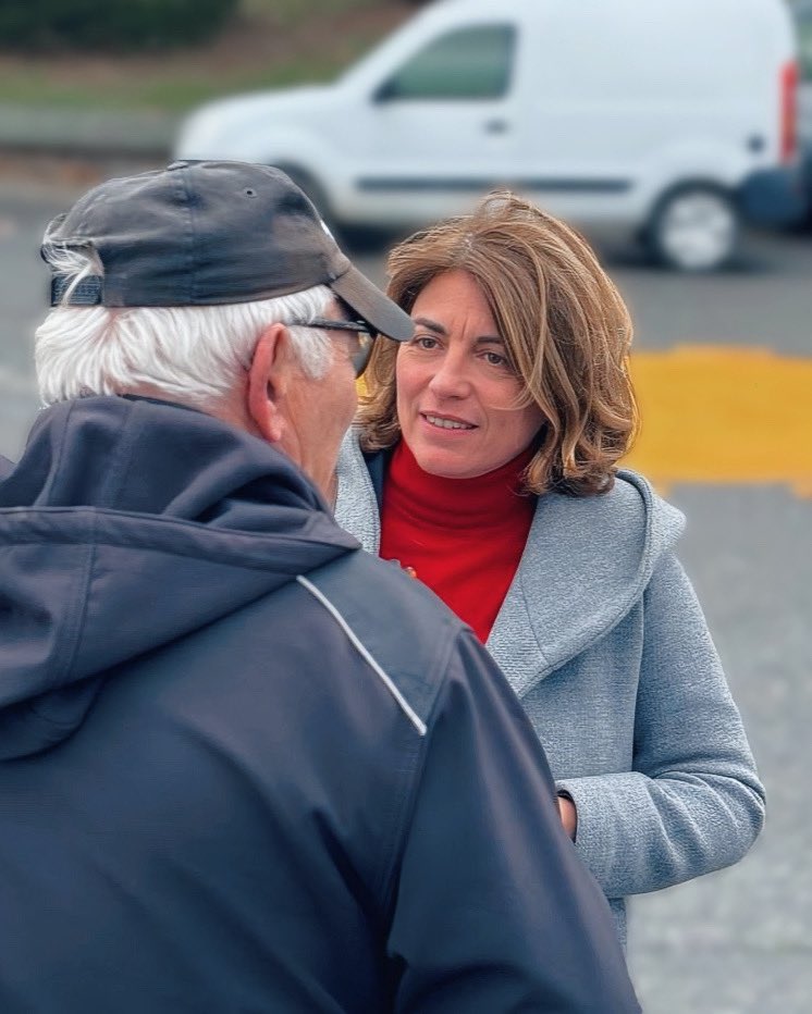 EPinatel_'s tweet photo. 🔹Ce matin, le Rassemblement National Muretain-Lauragais était présent sur le marché d’Auterive. 
Nous avons échangé avec les habitants, sur les problèmes actuels. 🇫🇷  

#jesoutiensmarine 
#rn1erpartidefrance #JusquaLaVictoire
#rnoccitanie https://t.co/ic8Mks0Nup