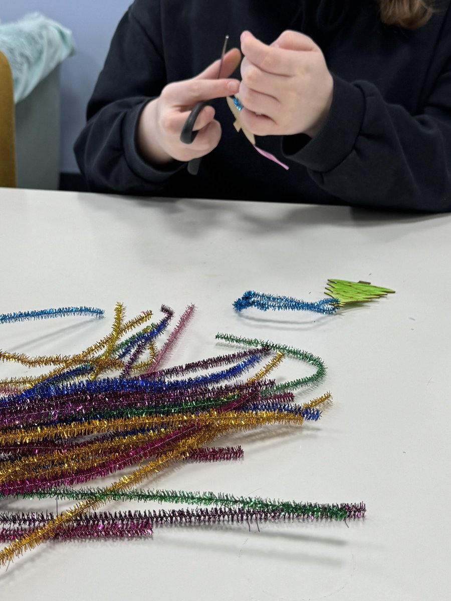 Laura McCallion tweet media