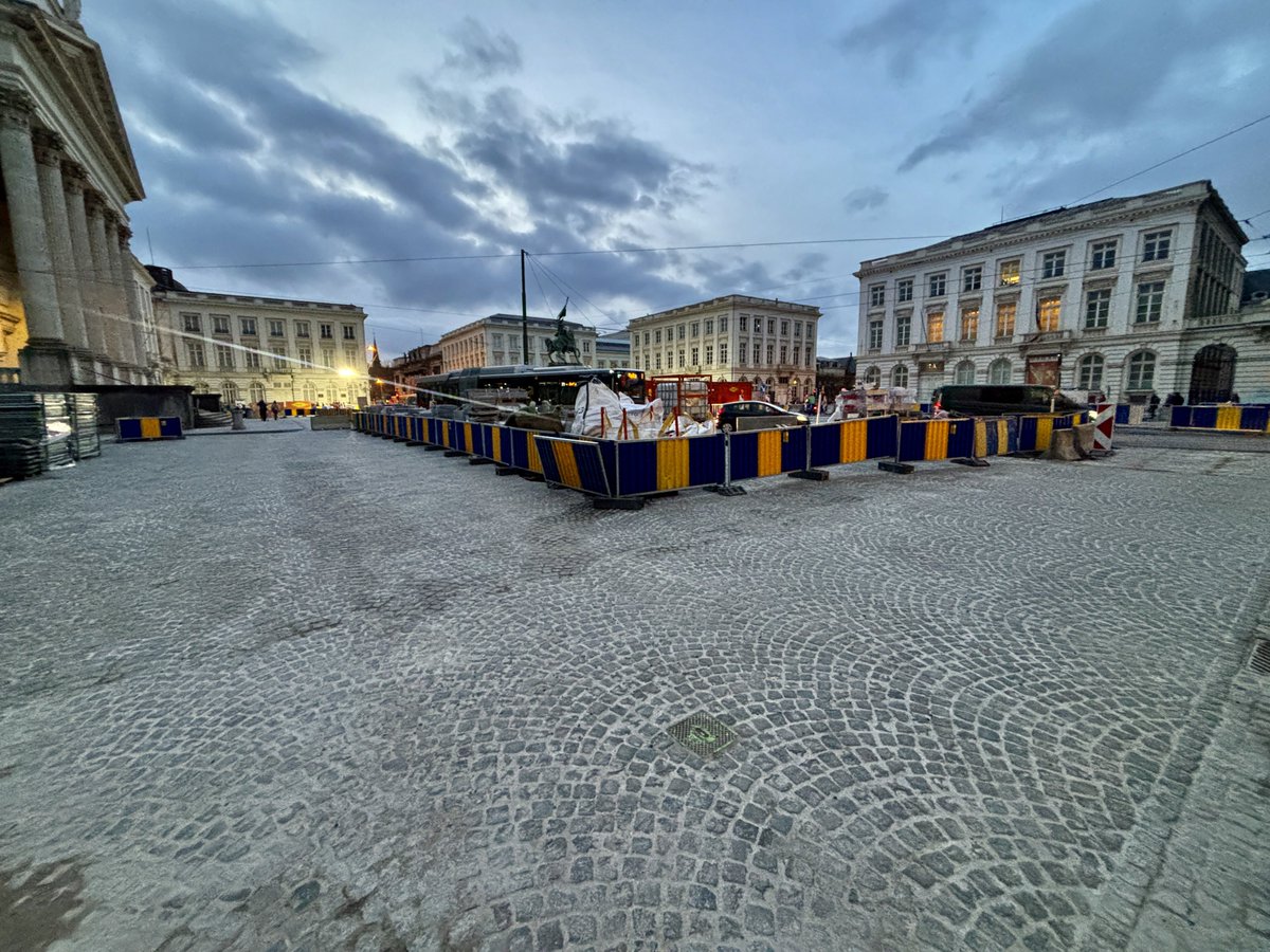 🌳❌  Please allow me to think this is way too mineral for a 2024 project! Thoughts?