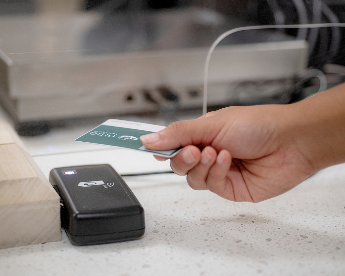 Students with a Bobcat Cash balance of $15 or more, who are not returning next semester, are eligible for a refund.

Review the Bobcat Cash Account Balance and Refund Policy and the electronic refund form. ⬇️

ohio.edu/bobcat-cash/te…