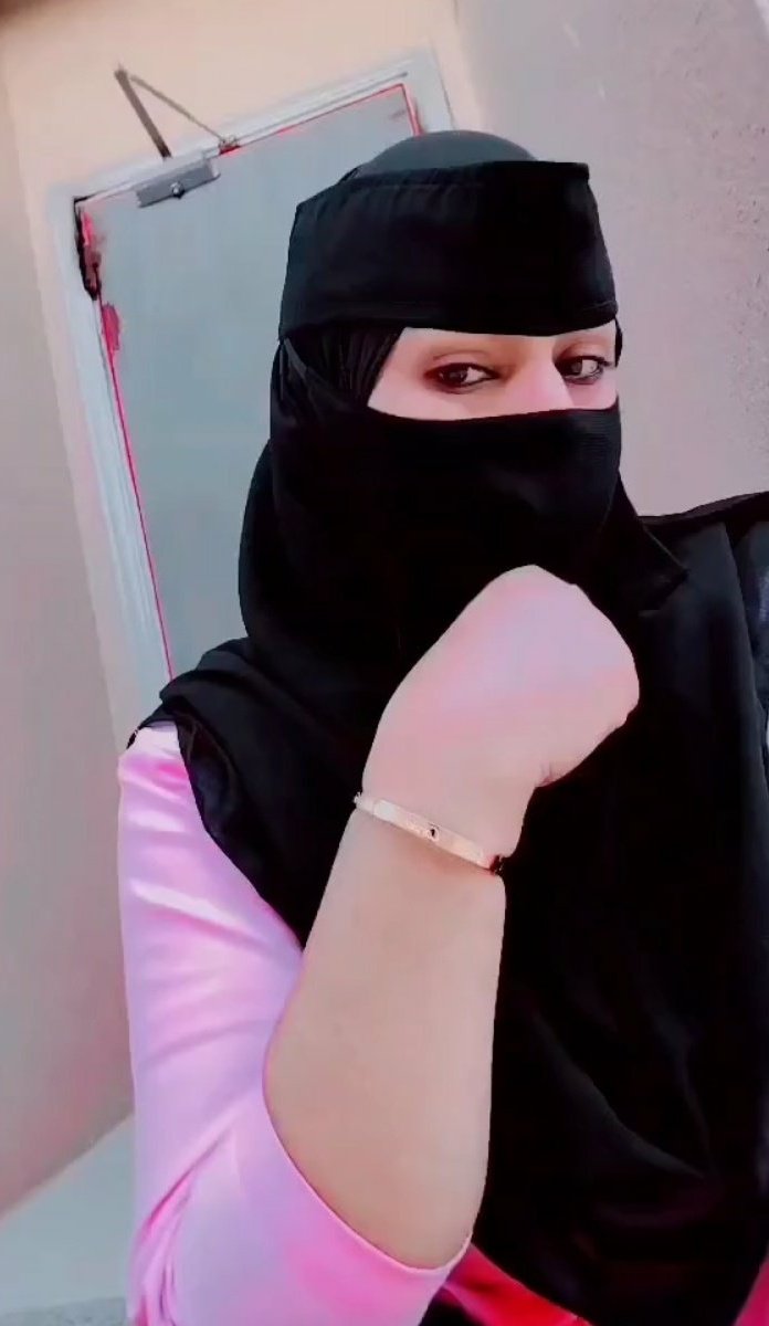 ام خالد tweet media