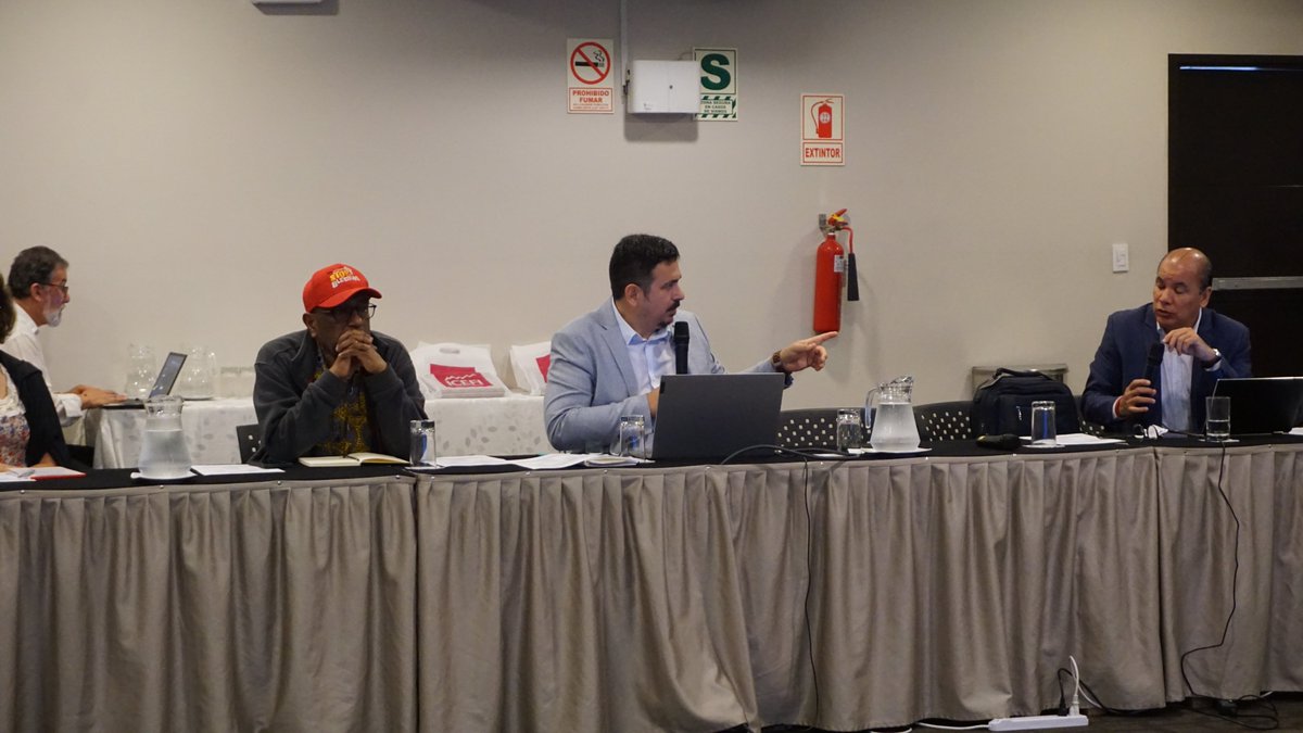 justiciafiscal's tweet photo. 🚨​Estamos #ahora en la Asamblea de la Red de Justicia Fiscal de América Latina y el Caribe.
➡️​Luego de una primera votación, la Secretaría de la red queda a cargo de @latindadd con @AdrianFalco1; el Consejo Consultivo queda conformado por @ISPinteramerica @Cedetrabajo desde la región andina; @decidamospy e @InescOficial desde el cono sur; y desde Centroamérica @fosdeh y la Coordinadora Nacional de Enlace de Costa Rica.
📒​Como asesoras de la RJF continúan @veronica_serafi y @KatiuskaKing y se suma a esta labor @arielaruizcaro.

#JusticiaFiscal