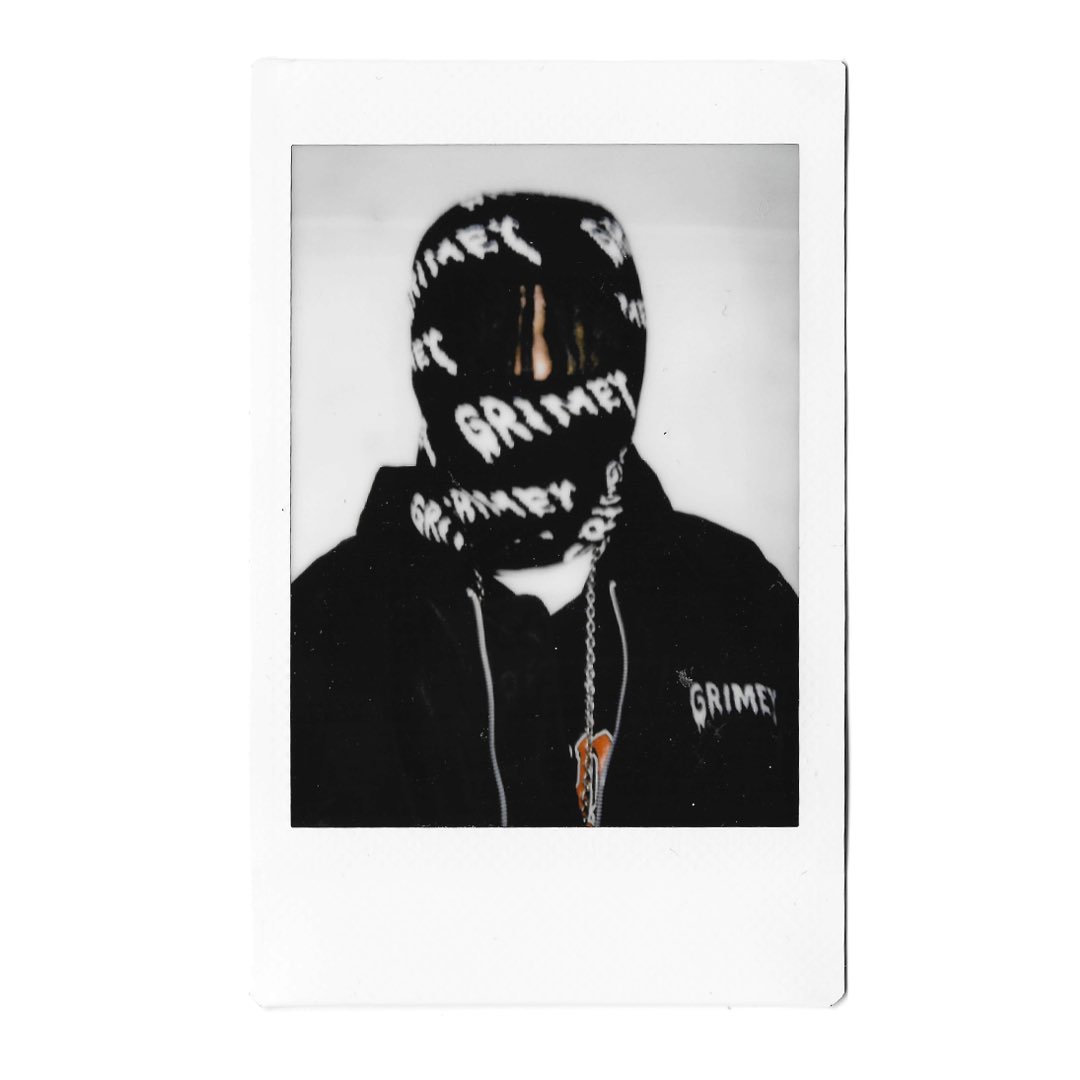 GrimeyMTL's tweet photo. FULL LOOK BOOK MONDAY https://t.co/G27yltVmjk