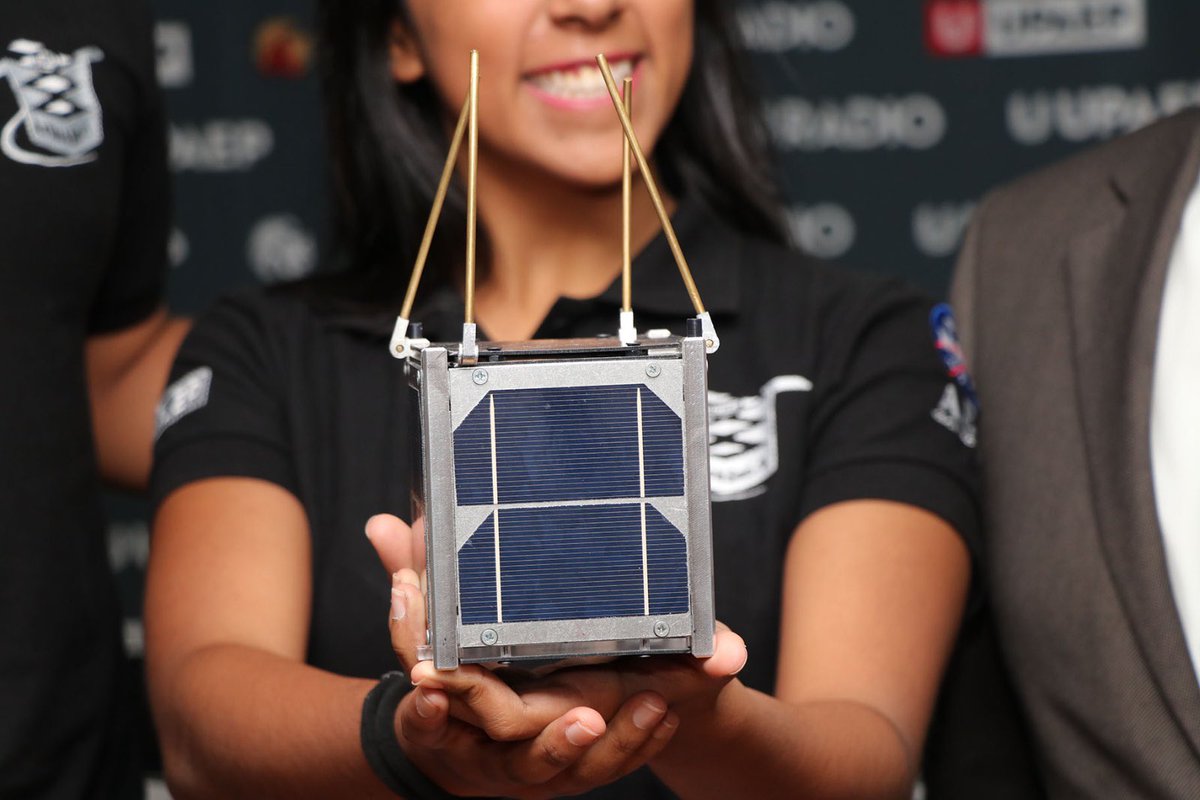 Astro_Jose's tweet photo. For those that don’t know, Mexico has already sent &amp; operated a CubeSat from space. Recordándo a todos que Mexico ya ha desiñado, construido, lanzado (con ayuda de la @NASA ) y operado un satélite CubeSat desde el espacio gracias a los esfuerzos de los estudiantes de la
@UPAEP https://t.co/CVvSGKCsB5
