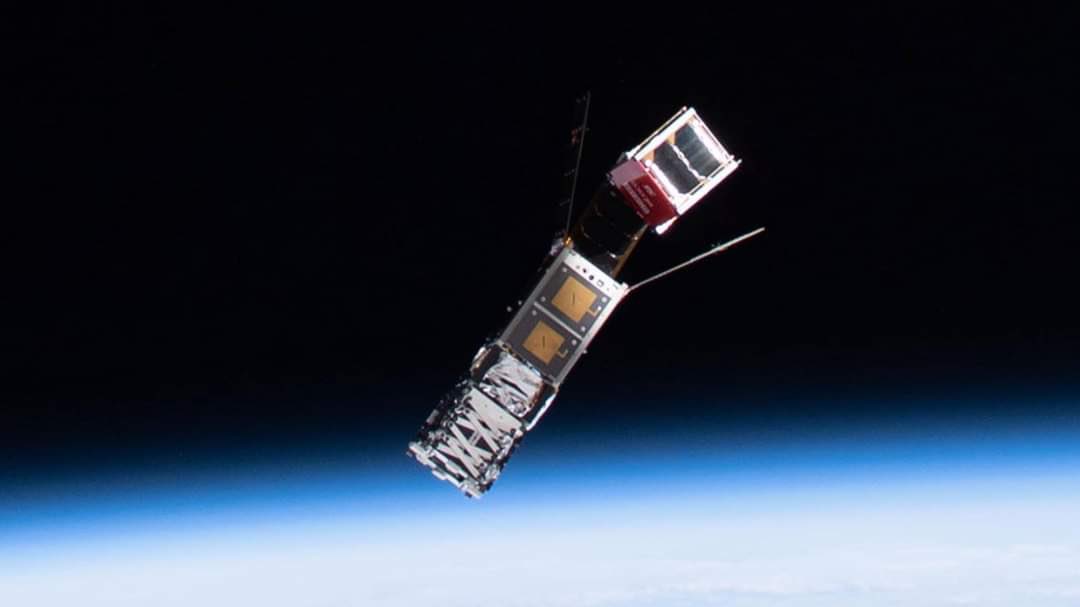 Astro_Jose's tweet photo. For those that don’t know, Mexico has already sent &amp; operated a CubeSat from space. Recordándo a todos que Mexico ya ha desiñado, construido, lanzado (con ayuda de la @NASA ) y operado un satélite CubeSat desde el espacio gracias a los esfuerzos de los estudiantes de la
@UPAEP https://t.co/CVvSGKCsB5