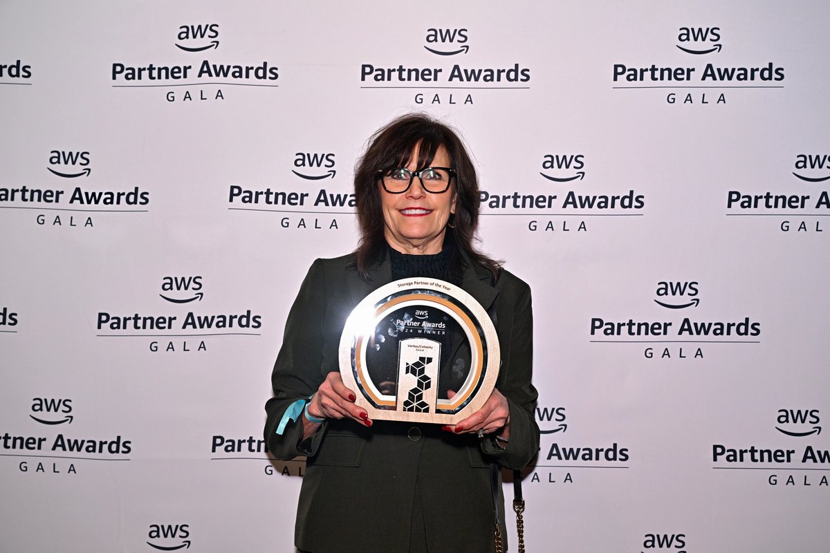 A Night to Remember! 🏆 Earlier this week #TeamVeritas proudly accepted the AWS Global Storage Partner of the Year Award at the #AWSreInvent 2024 Partner Awards Gala!  📸 Swipe to see highlights from the event!