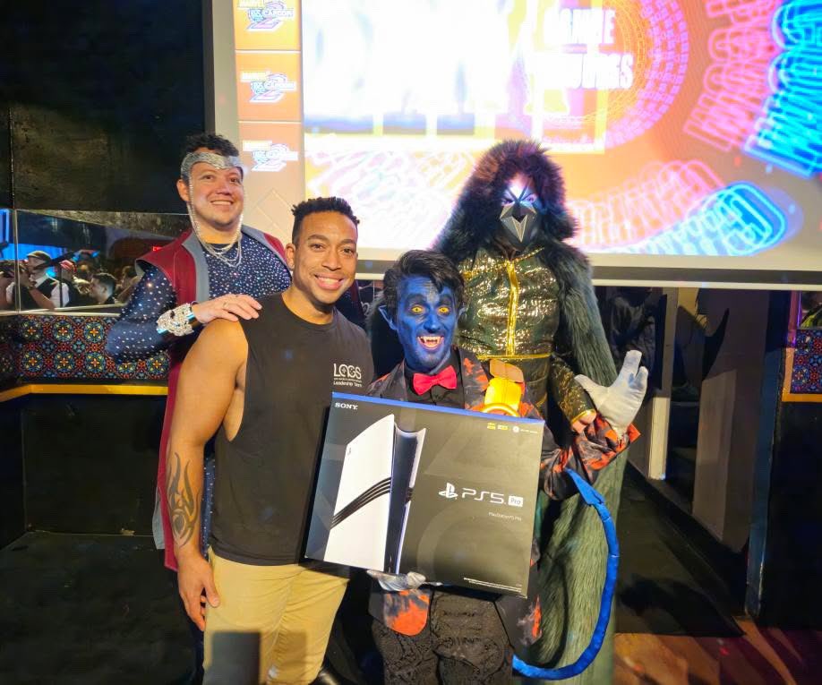 amdiazart's tweet photo. Attended @LaGaymers’ Hellfire Gala event last night in full Hellfire Nightcrawler style and ended up winning the Costume Contest! 😃 https://t.co/Wkg9cUAxEs