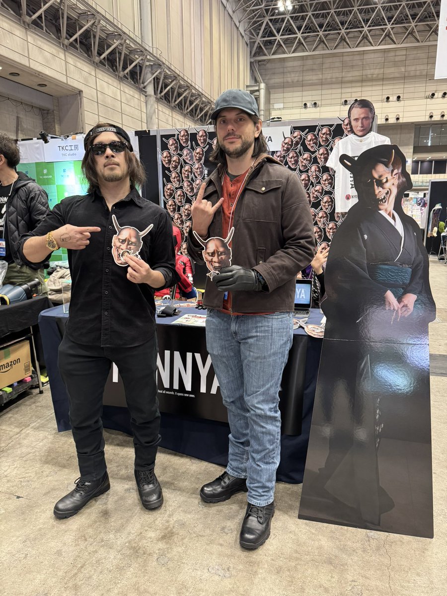 HANNYAブースにて😎👍

監督のデニスと📸（<a href="/DenDensetsu/">Dennis</a> ）

#HANNYA #東京コミコン2024 #tcc2024