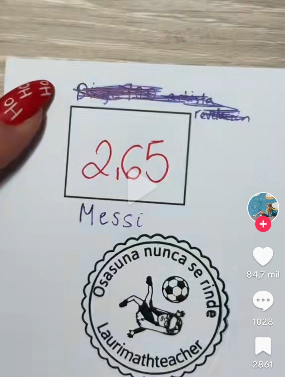 me ponen un sello de "Osasuna nunca se rinde" con la profe haciendo una chilena en un 2,65 y me tienen que sacar de clase los antidisturbios
