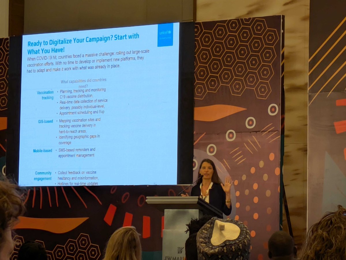 blsqhub's tweet image. 🌍 Building bridges for stronger health systems!
At #GDHF2024, we connected with incredible partners thanks to @TechChange & @The_GDHN 👏.
Strong partnerships drive impact through data and innovation. Together, we're pushing boundaries, amplifying impact, and leaving no one…