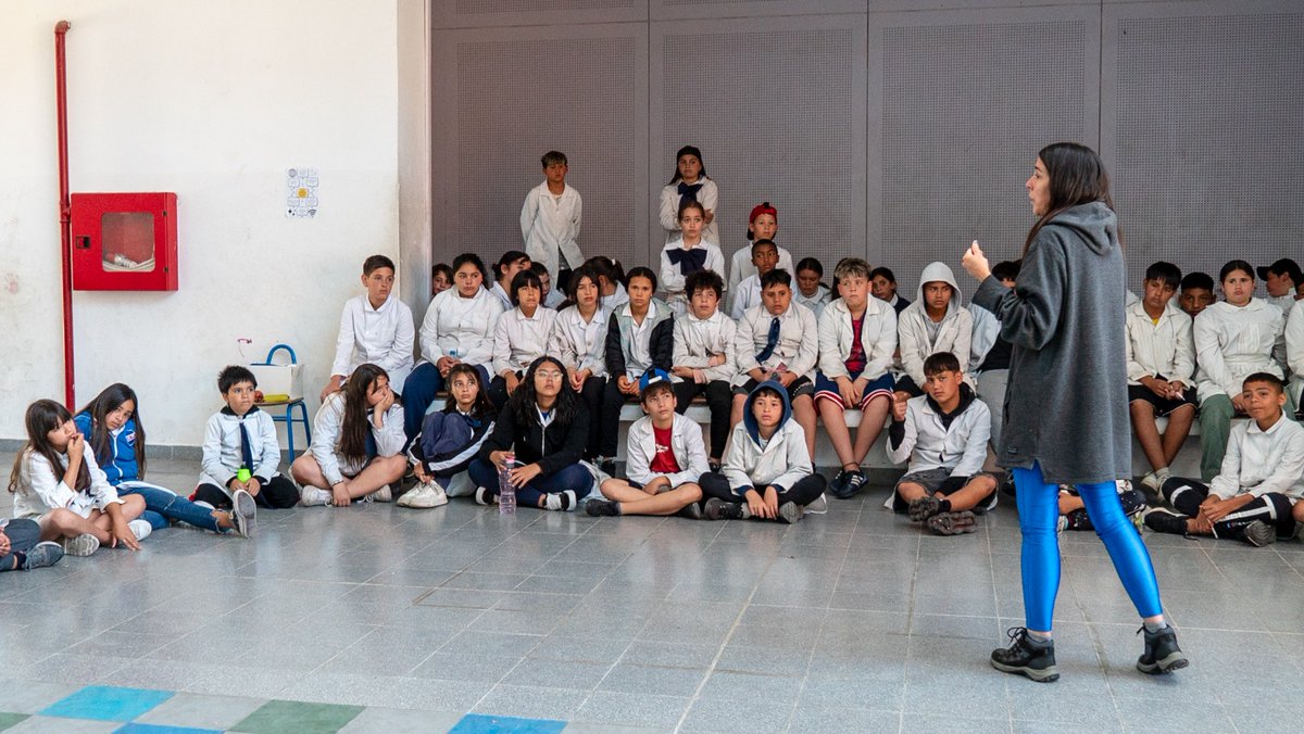 MVDParticipa's tweet photo. #MVDLAB dio cierre al Lab de niños/as del proyecto Ciudad para la Niñez y la Adolescencia.
Durante 2024, junto a alumnos/as de la escuela Nº117, se impulsaron espacios de participación activa de la infancia, un desafío urgente para construir ciudades inclusivas y seguras. 🫂 https://t.co/ti6rfJN9J3