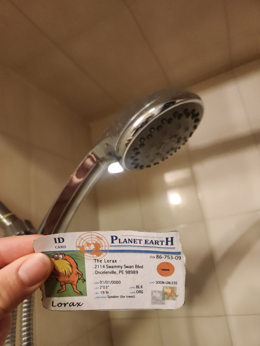GE513707apes's tweet photo. Showers in households are a big part of the water usage in families. By reducing shower time to 5 minutes, we are helping our water source stay sustainable for generations to come. @franklinlorax #apeswater https://t.co/jQQHkX71H3