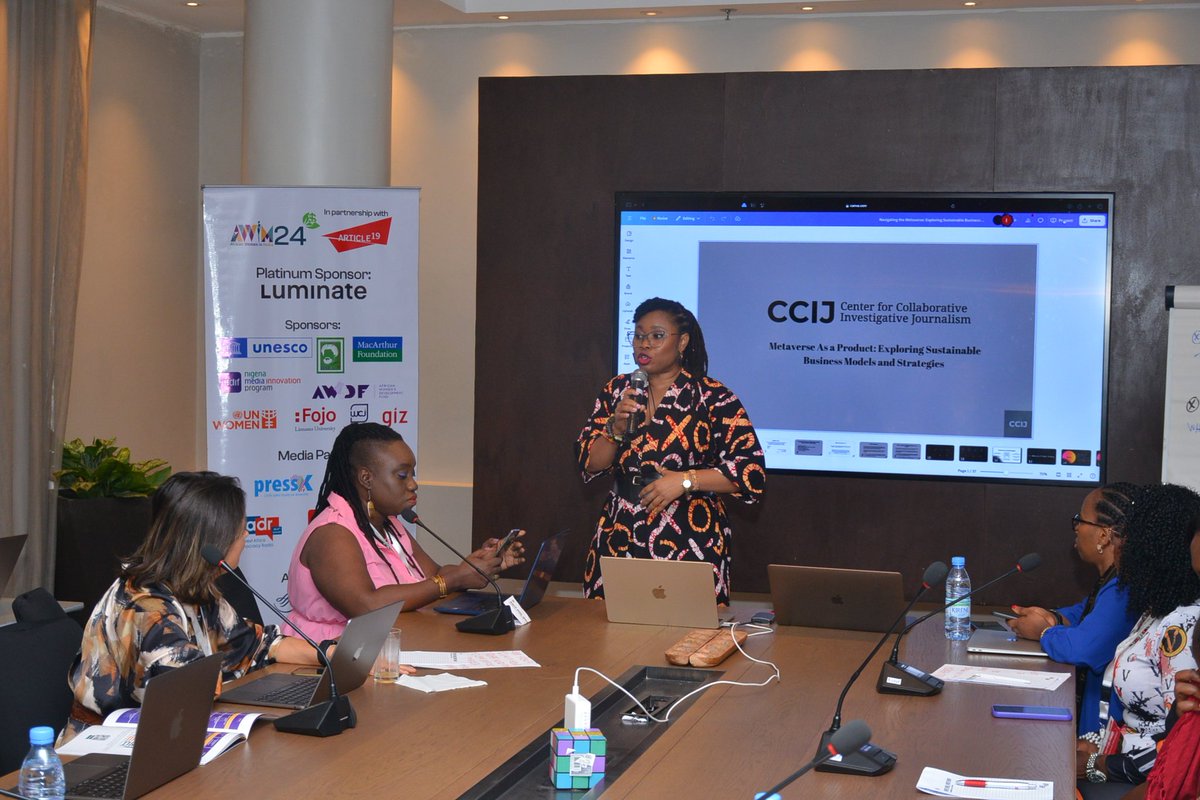 the_ccij's tweet photo. Highlights from the session on "Metaverse Product and Sustainable Journalism" led by CCIJ Project Manager, @nellylaoni   at The African Women in Media @RealAWiM Conference in Dakar 

Nelly shared valuable insights on leveraging metaverse technology to create immersive storytelling experiences while fostering sustainable journalism practices. 

A big thank you to everyone who participated in the thought-provoking discussions!

#CCIJ #SustainableJournalism #Metaverse
