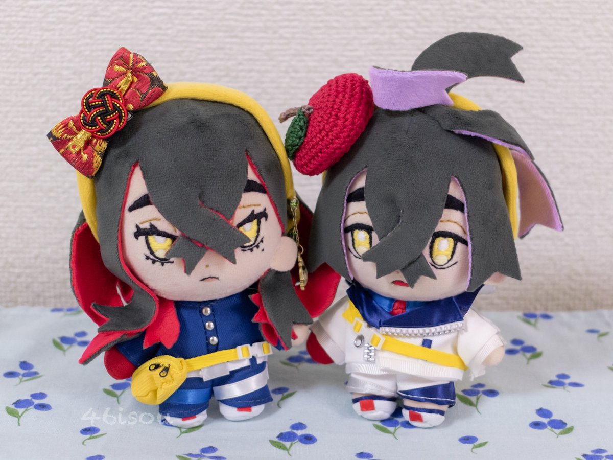 ゼイユ(ポケモン) ,スグリ(ポケモン) 「発売前に我が家のぬいをあげてみるこの子たちは配信を楽しみに作った大切な宝物です」|shiro🫐のイラスト