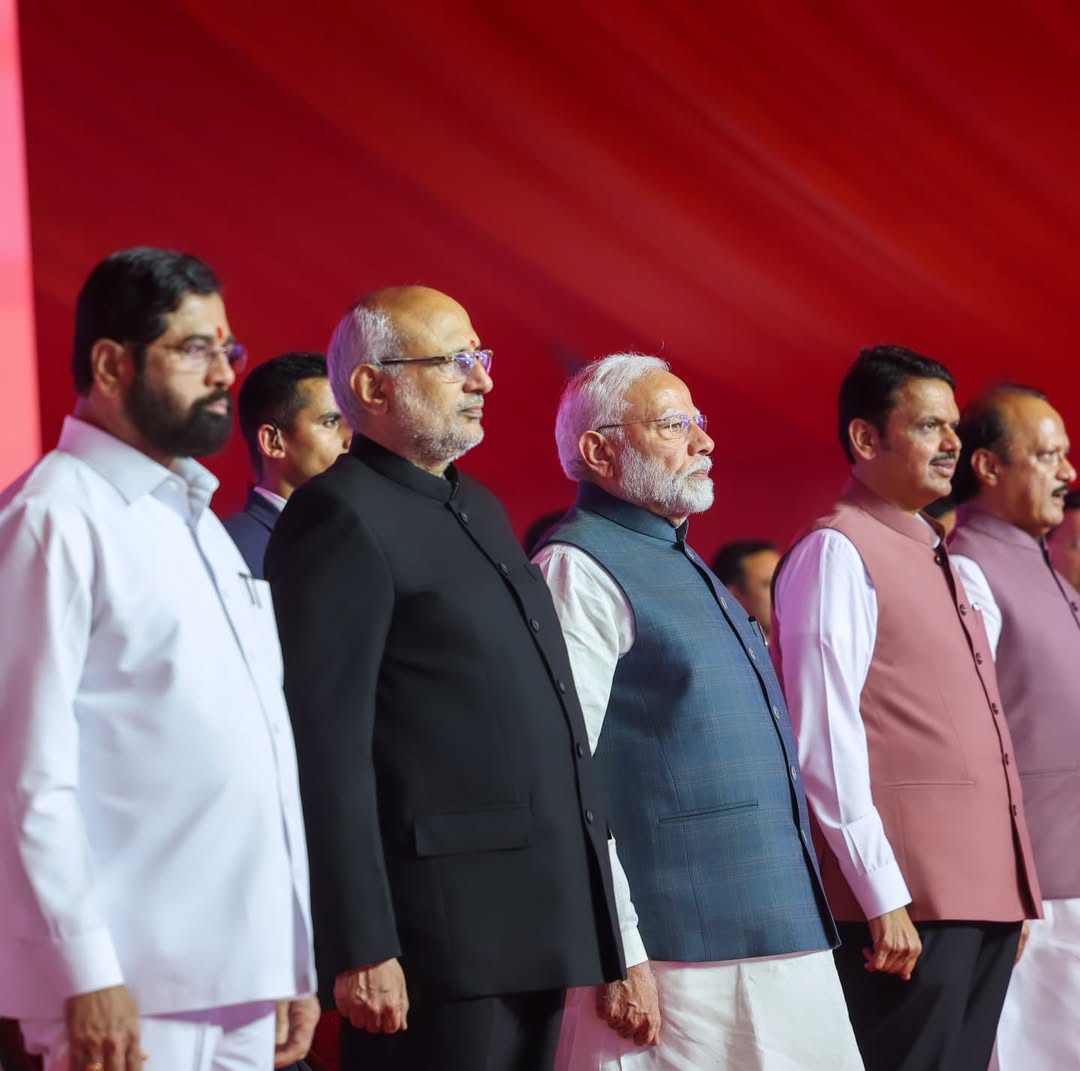 DoctorNene's tweet photo. About last night. ✨

We were very delighted to attend the Maharashtra's CM oath ceremony.
We wish @Dev_Fadnavis, @mieknathshinde, and @AjitPawarSpeaks luck for the future.

#maharashtra #maharashtracmo https://t.co/Z2XxqLs1uA
