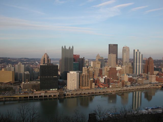 PittsburghBeaut's tweet photo. The #PittsburghBeautiful image of the night.  Enjoy!
#Pittsburgh https://t.co/ouKEntoXlU