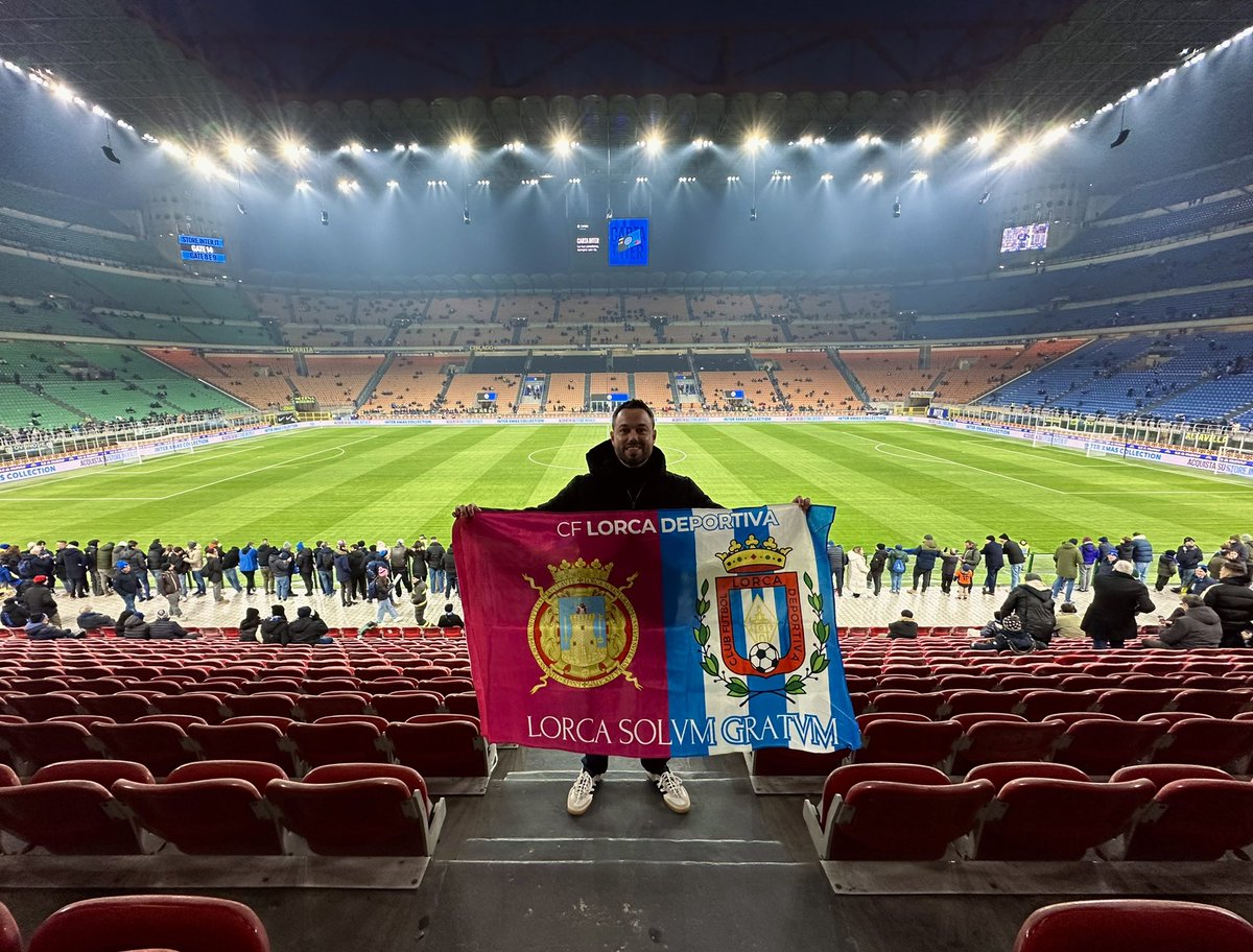 LucasRuizS's tweet photo. Solo y siempre, Lorca Deportiva.

🏟️ San Siro.
📍Milán. https://t.co/osTVJFk5Z7
