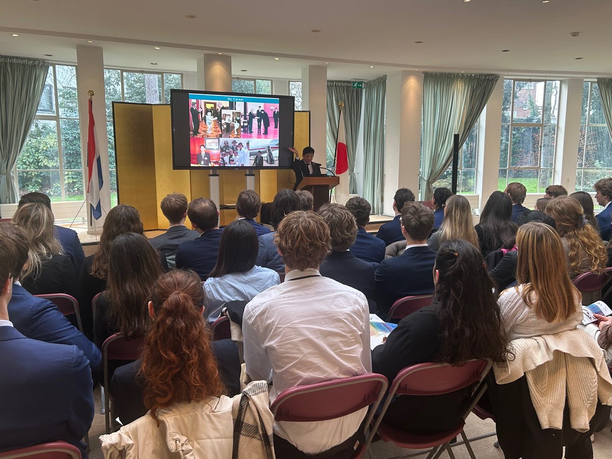 EmbassyJapanNL's tweet photo. Today, we welcomed Clio, the student organization from the University of Groningen! Counsellor Mr. Ebata spoke about the Embassy’s work, diplomacy, and bilateral relations. Students asked great questions, and we ended with a fun Japan quiz—2 winners took home prizes! 🎌🎉 https://t.co/9cWohjL9iy