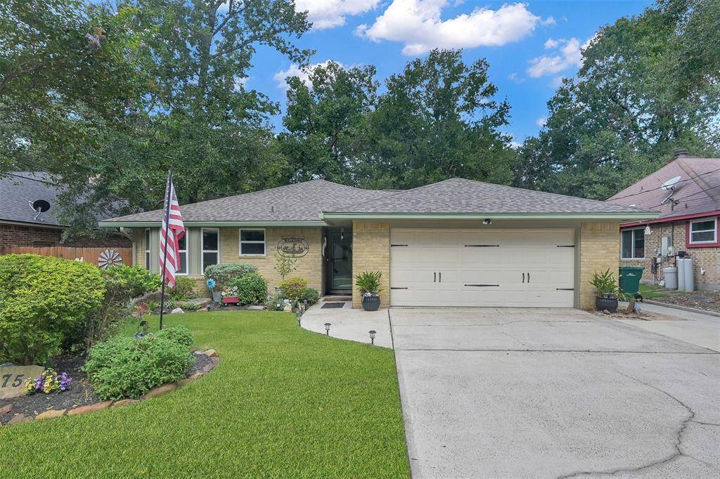 RichardsonReal's tweet image. 🏡Say HELLO to...🏡
375 Rolling Hills DR, Panorama Village, TX 77304 
Come take a look at this awesome space. It is a gem that has been well taken care of!
Call The Richardson Group Realtors today for your own private showing!
 richardsongrouprealty.com/d8raqnp9