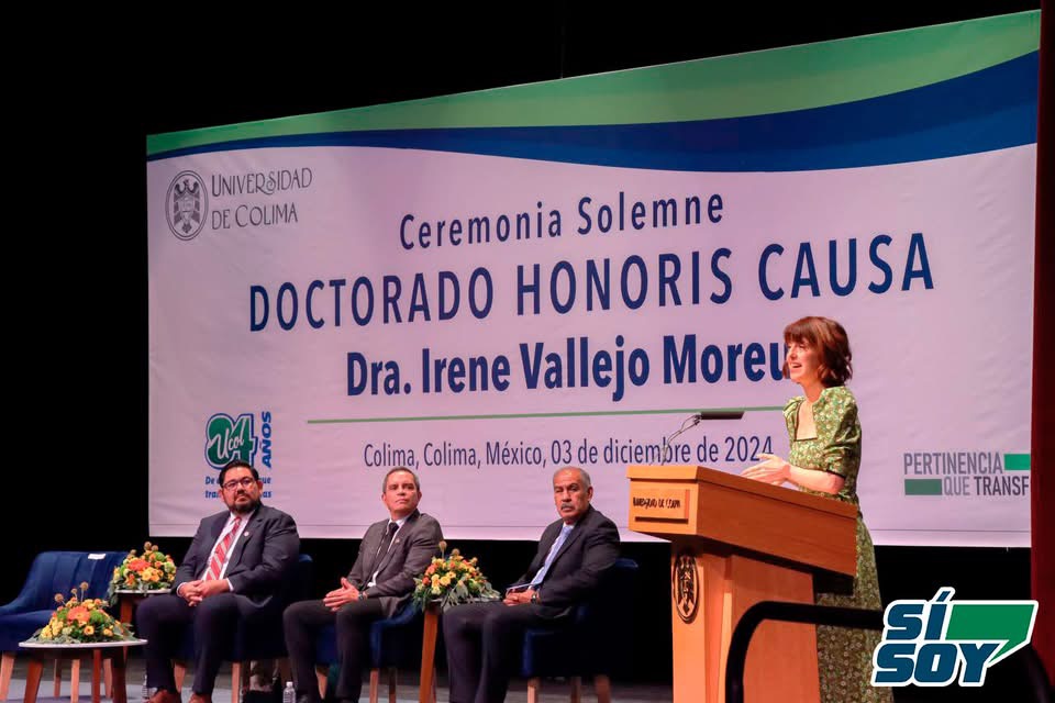 soyyanez's tweet photo. Para quienes tengan interés en escuchar y deleitarse con la conferencia magistral de @irenevalmore al recibir el Doctorado Honoris Causa en la @udec_oficial, les dejo la liga. 
https://t.co/JEeB8rJOdZ https://t.co/7fT2psb2CW