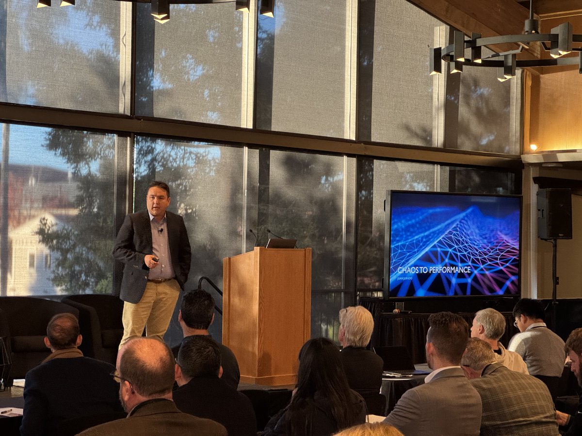 At the 11th Annual PPI Symposium, Juan Jurado from Clayco demonstrated how structured production planning can turn the often chaotic process of cable pulling into a streamlined, high-performing operation.