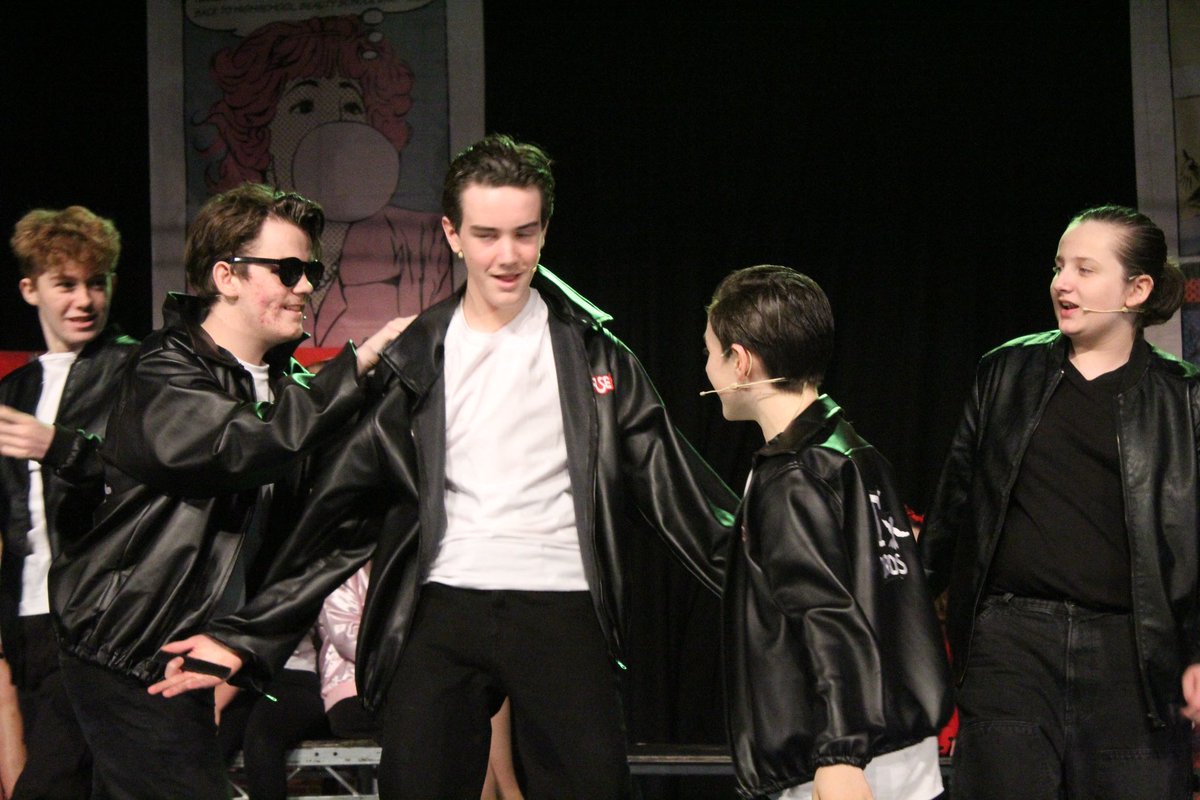 Miss Payet Art tweet media