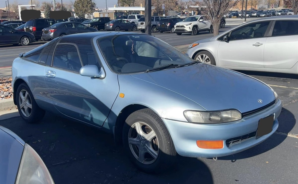 2ZRolla's tweet image. someone at my uni has a Toyota Sera