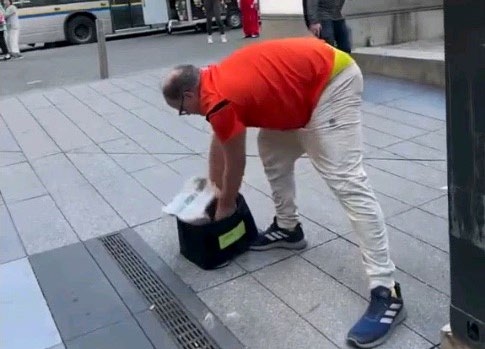 VancouverPD's tweet photo. #VPDNews: #VPD has released images of a suspect in an assault against a 16-year-old girl on August 25 around 5:45 p.m., and ask anyone who knows the man to call police at 604-711-4021. The suspect is white, in his 40s or 50s, and about six feet tall. He was wearing on orange BC Lions golf shirt, cream-coloured pants, blue and white Adidas shoes, and glasses. https://t.co/hlc2YiFIQh