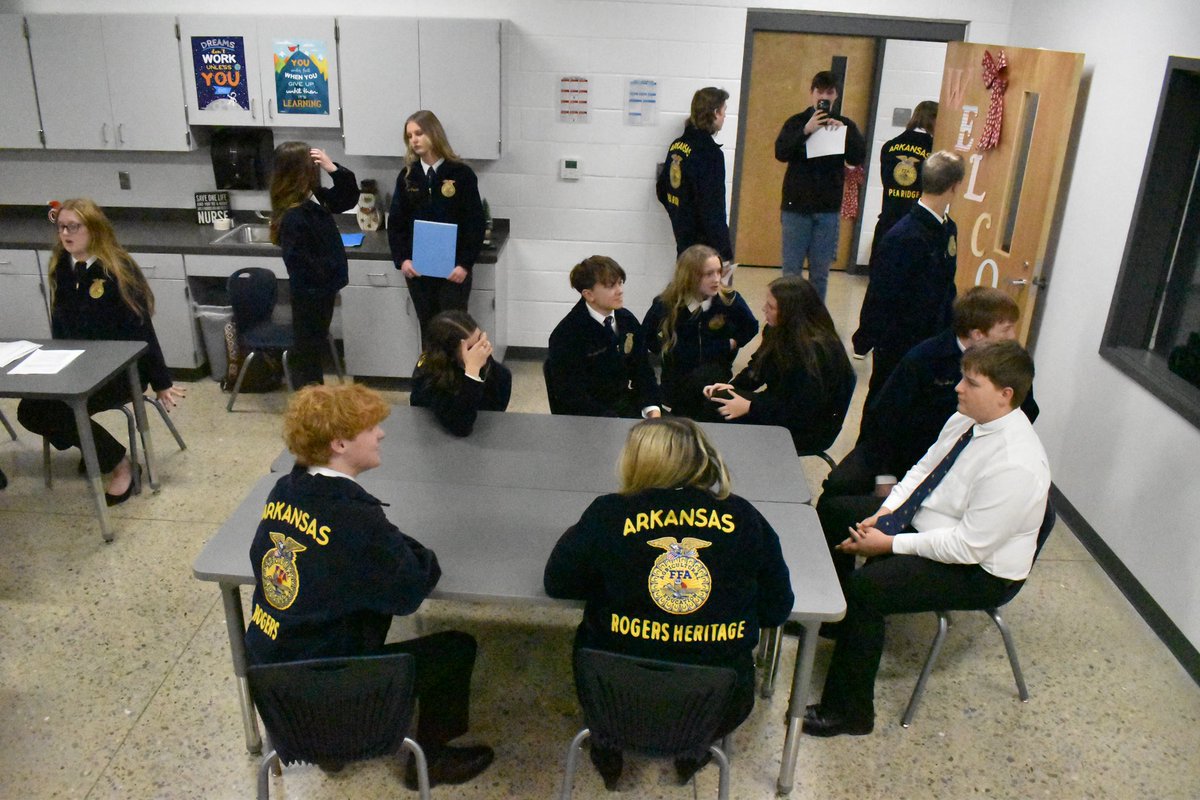 Rogers Public Schools Launch tweet media