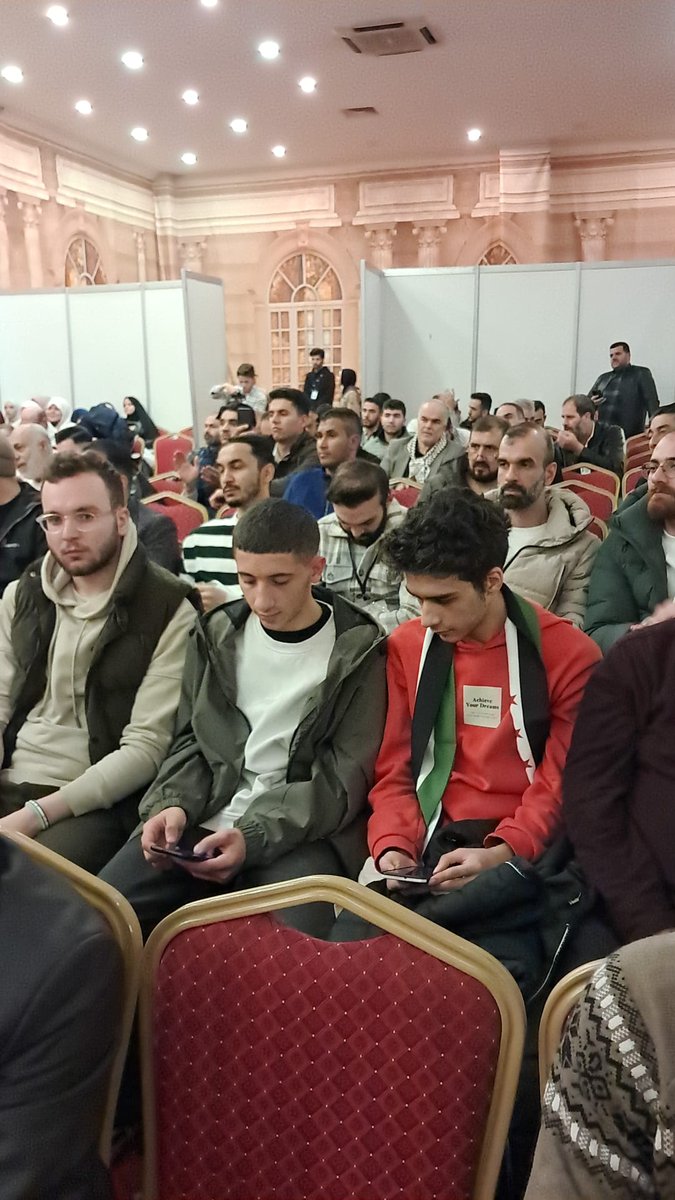 bookfairantep's tweet photo. لقطات من الأمسية الشعرية (قصائد إلى سوريا وفلسطين) على هامش فعاليات معرض غازي عنتاب الثالث للكتاب العربي. 

نحن بانتظاركم يومياً من الساعة 10 صباحاً ولغاية الساعة 9 مساء في حديقة الحكايات (ماسال بارك)

من 3 ولغاية 8 كانون الأول - ديسمبر
كونوا معنا ولا تفوّتوا الفرصة
#الكتاب_حياة https://t.co/fOTDxKL8KY