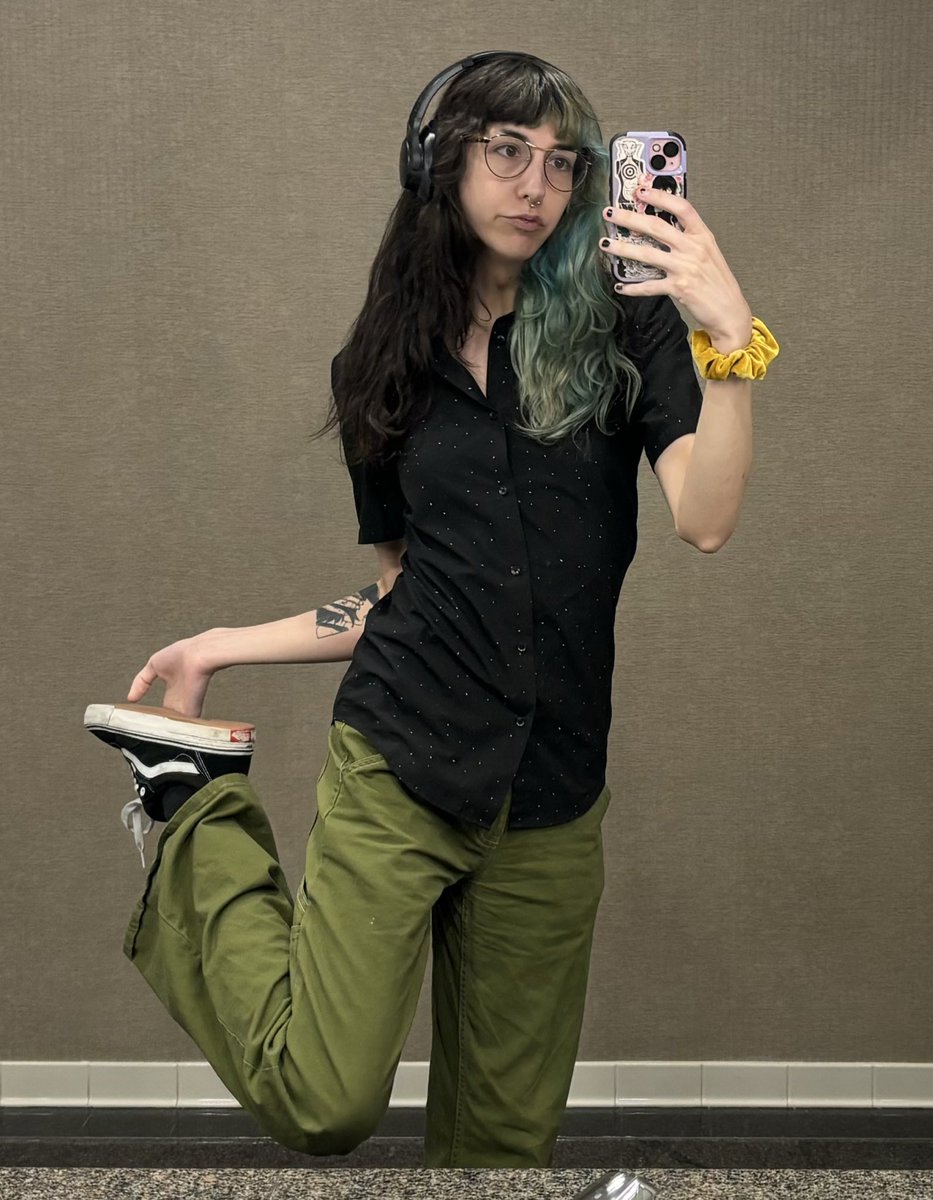 FeralBimbo's tweet photo. Mirror selfie wrapped 2024 https://t.co/A2dez6zQfT