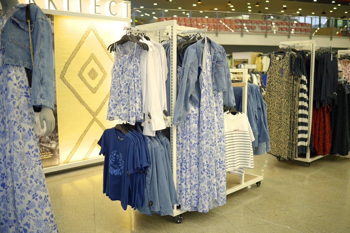 Éxito® (@almacenesexito) on Twitter photo No dejes para último momento comprar el outfit de velitas. Visita tu Éxito favorito y enamórate de la última colección de <a href="/ModaExito/">Moda Éxito</a> con #AtelierCrumb No dejes para último momento comprar el outfit de velitas. Visita tu Éxito favorito y enamórate de la última colección de <a href="/ModaExito/">Moda Éxito</a> con #AtelierCrumb