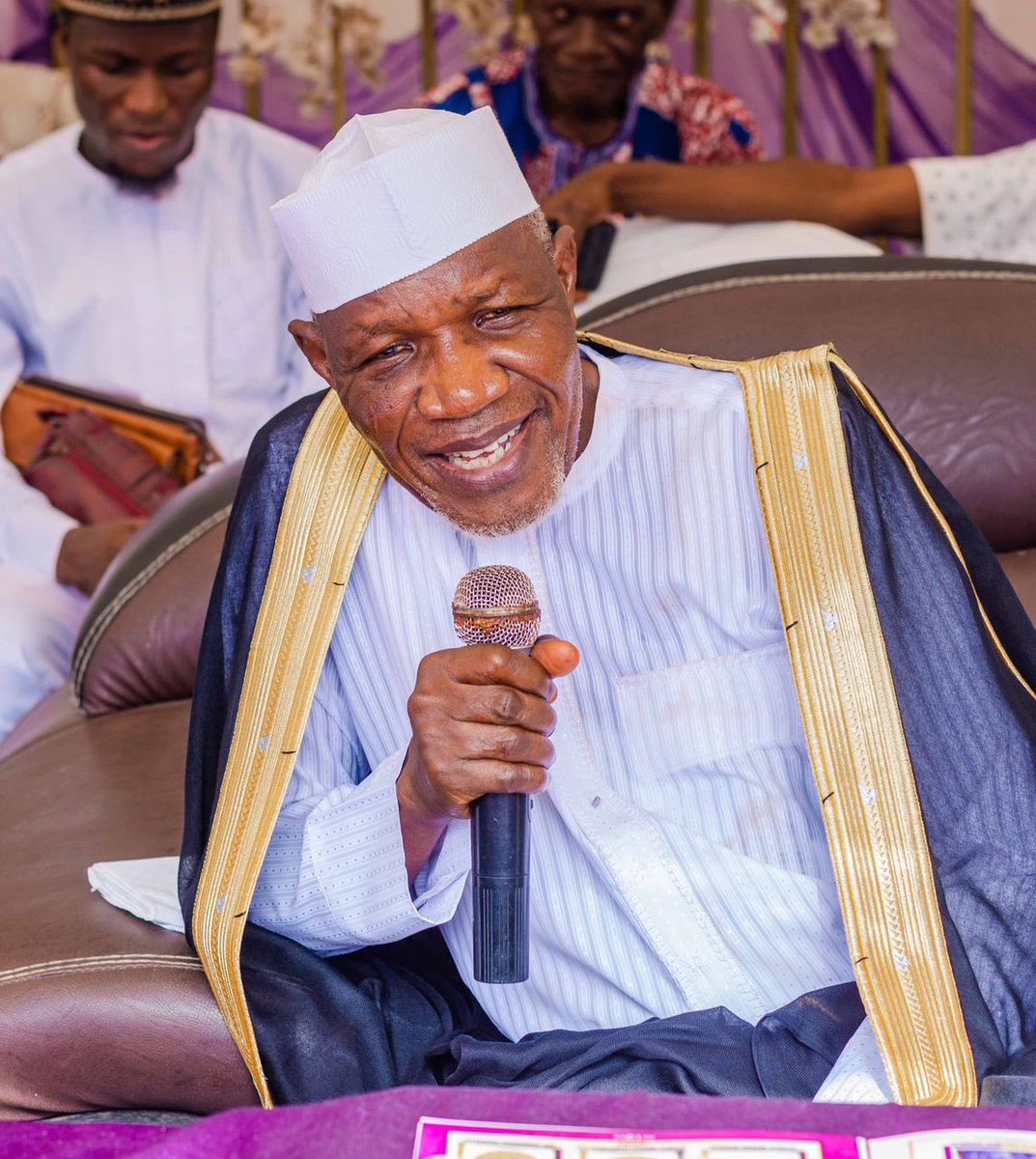 I share in the pain of the Muslim Ummah over the passing of the highly revered Islamic Scholar Sheikh Muyideen Ajani Bello at the age of 84, 

Sheikh Muyideen Bello in his lifetime was a cerebral scholar who lived to serve the Almighty Allah and humanity with his unusual insight