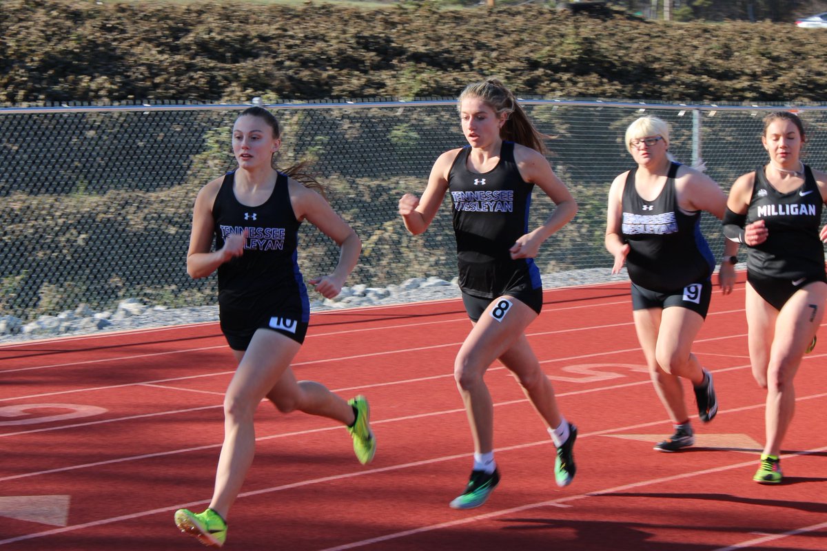 bulldogsxctf's tweet photo. Last one, 𝐁𝐞𝐬𝐭 𝐨𝐧𝐞
We wrapped up the last race of 24' with 3️⃣ National Qualifers and 2️⃣0️⃣Conference Qualifiers!
National Marks:
Samantha DeGrace: HJ (1.70m) A Standard
Ke’Andrae Campbell: 60m (6.76) A Standard
KT Buchanan: 60m (6.81) B Standard
#trackandfield #trackdog https://t.co/mh9RN26p3s