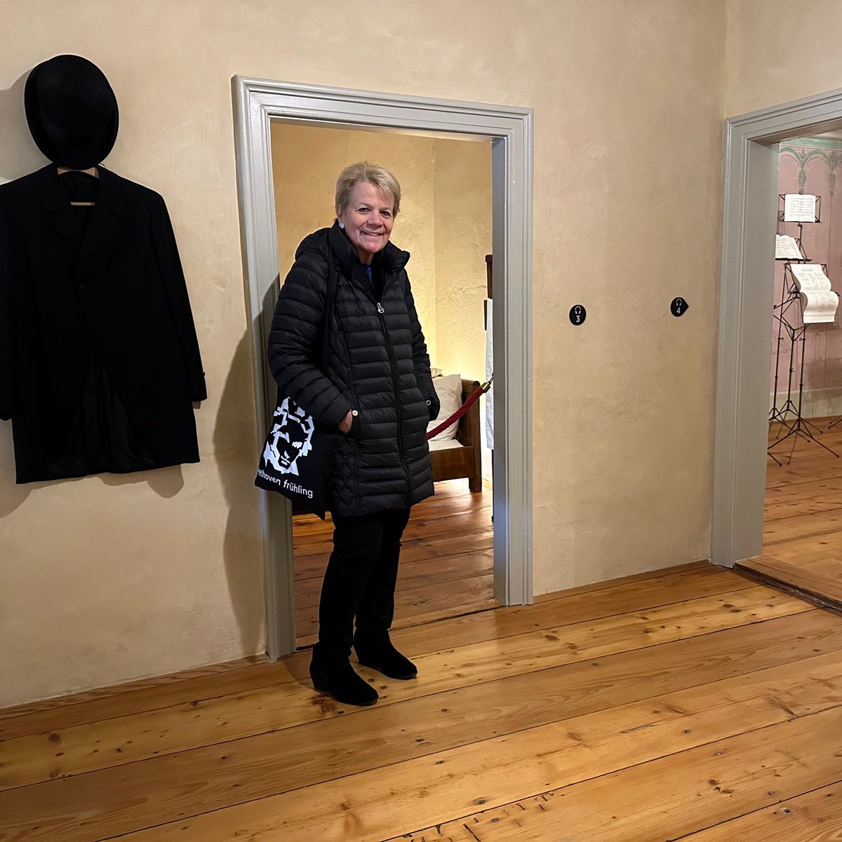 In Baden today! I spoke with 160 high school students who watched “The Conductor."  They had wonderful questions and were super attentive. 
 
And then, a quick visit to Beethoven’s house!